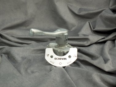 Obrotowy zawór wusawkowy Wabco 4630320200
