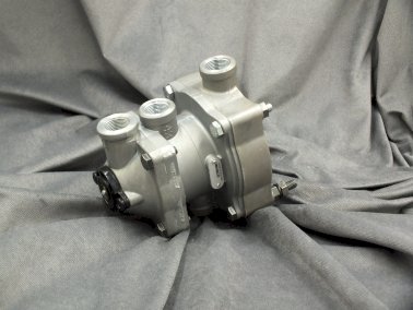 Zawór sterowania przyczepą Wabco 973 002 000 0