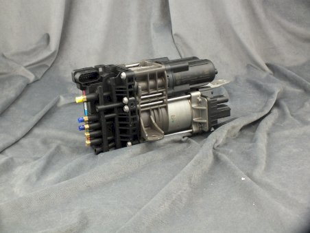 Kompresor zawieszenia pneumatycznego  Wabco 415 407 402 0
